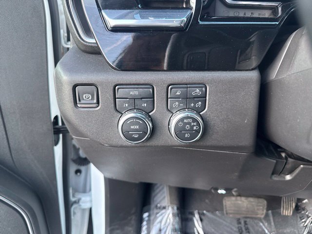 Used 2025 GMC Sierra 1500 SLT AWD/4WD image 25