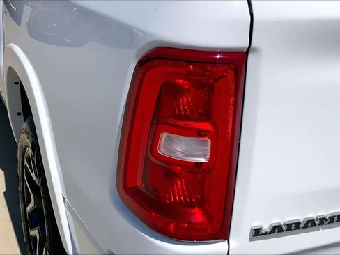 Used 2025 RAM 1500 Laramie image 28