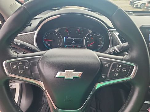 Used 2016 Chevrolet Malibu LT FWD image 18