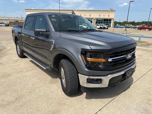 Used 2025 Ford F150 XLT w/ Equipment Group 301A Standard AWD/4WD image 18