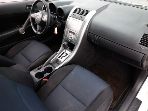 Used 2009 Scion tC image 18