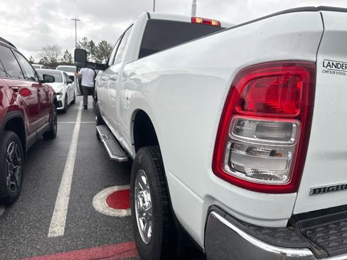 Used 2022 RAM 2500 Big Horn image 5