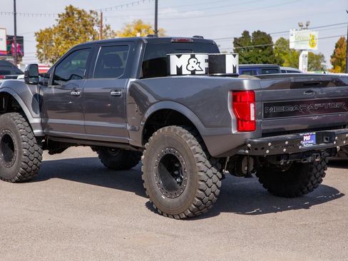 Used 2022 Ford F250 Lariat w/ Lariat Ultimate Package image 7