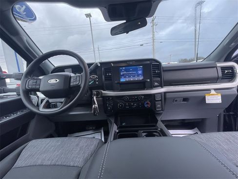 New 2026 Ford F350 XLT image 14