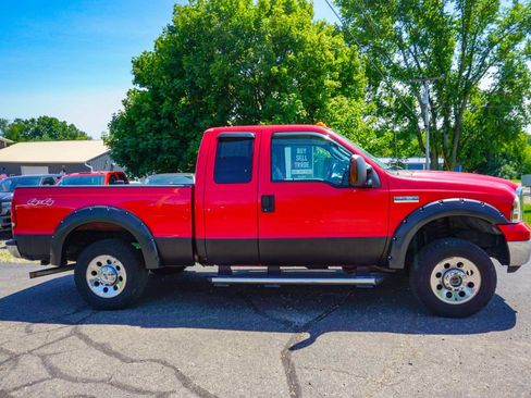 Used 2005 Ford F250 Lariat AWD/4WD image 2