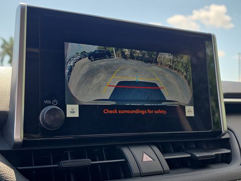 Used 2024 Toyota RAV4 XLE w/ Convenience Package image 31