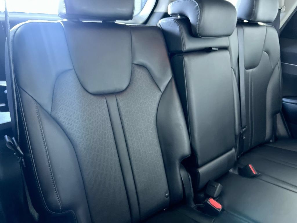 Used 2023 Kia Sorento S FWD image 30