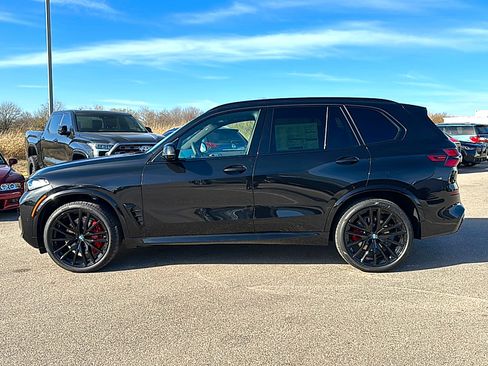 New 2026 BMW X5 xDrive40i w/ M Sport Package AWD/4WD image 5