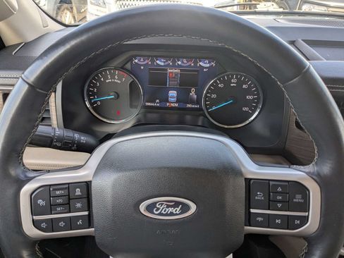 Used 2024 Ford Expedition Limited RWD image 32