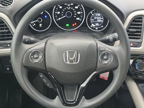 Used 2022 Honda HR-V LX image 15