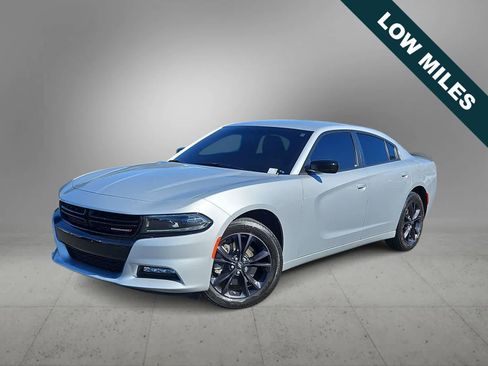 Used 2023 Dodge Charger SXT w/ Blacktop Package image 1