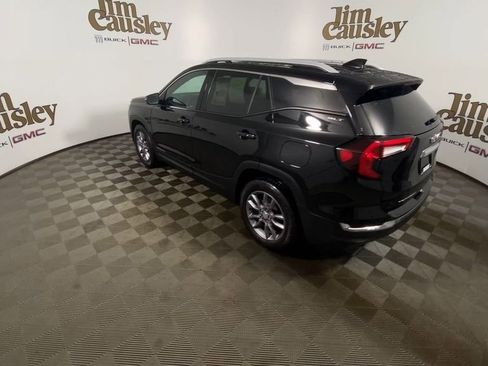 Used 2023 GMC Terrain SLT image 6