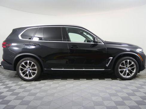 Used 2024 BMW X5 sDrive40i RWD image 2