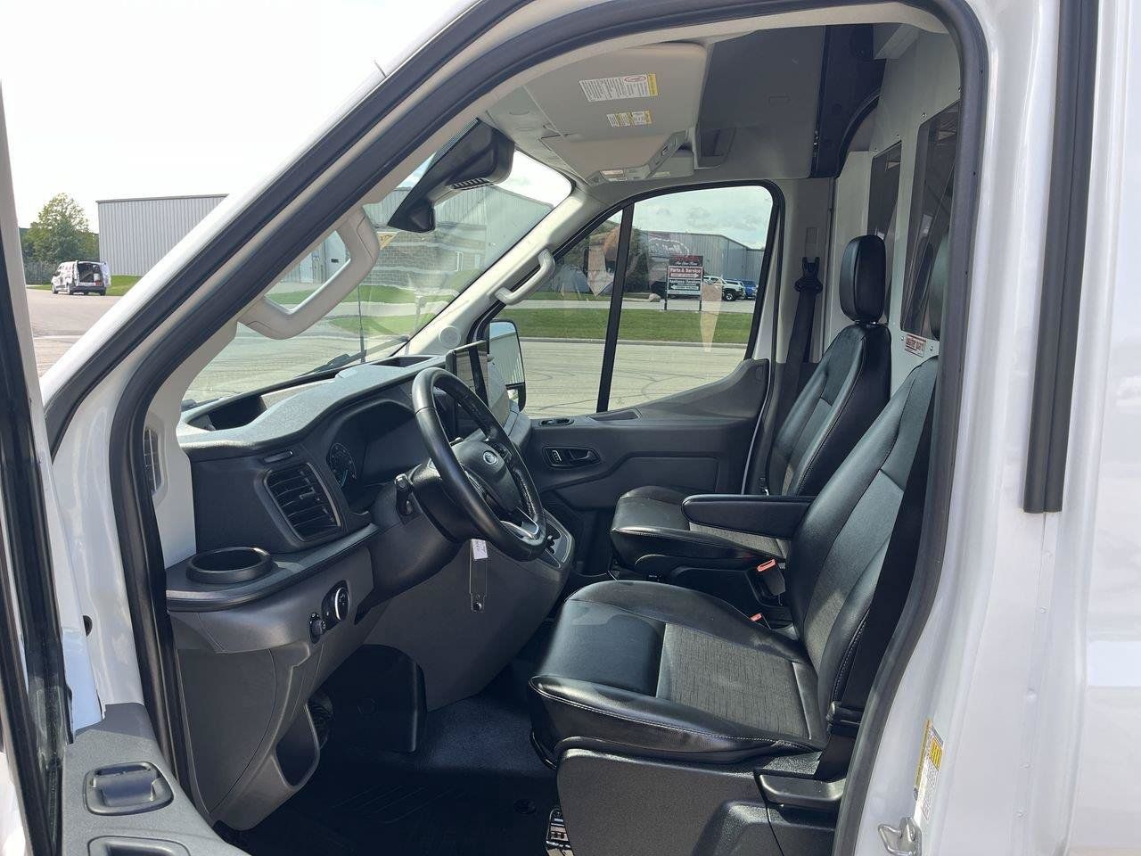 Used 2025 Ford Transit 350 148 High Roof Extended DRW AWD/4WD image 3