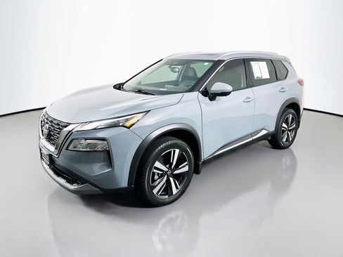 Used 2021 Nissan Rogue SL FWD image 3