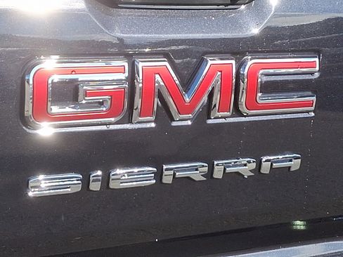 New 2026 GMC Sierra 1500 Elevation image 25