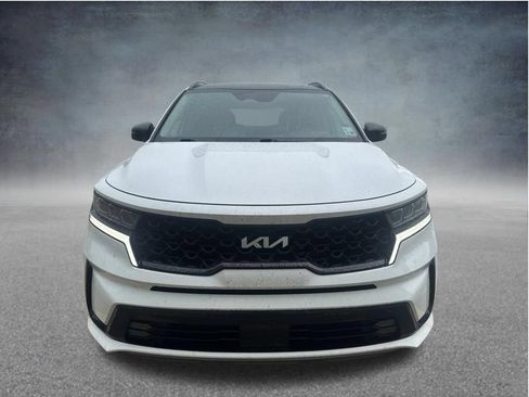 Used 2023 Kia Sorento SX FWD image 9
