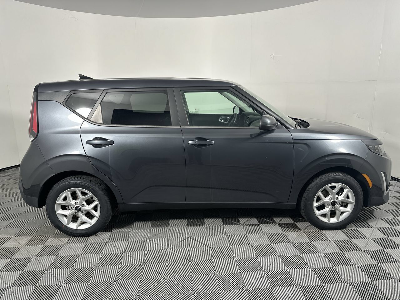 Certified 2023 Kia Soul S FWD image 18