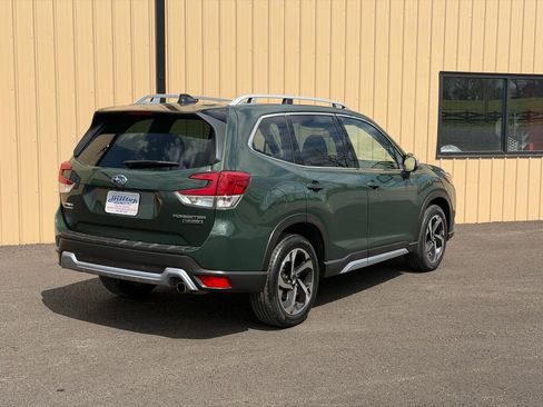 Used 2024 Subaru Forester Touring image 2