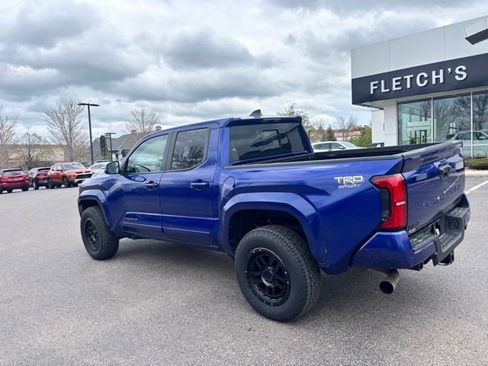 Used 2024 Toyota Tacoma TRD Sport w/ TRD Sport Upgrade Package AWD/4WD image 8