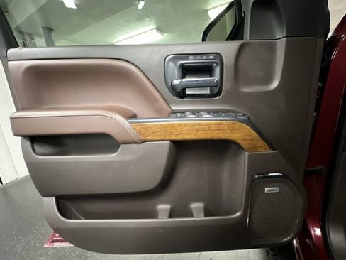Used 2014 Chevrolet Silverado 1500 High Country AWD/4WD image 23
