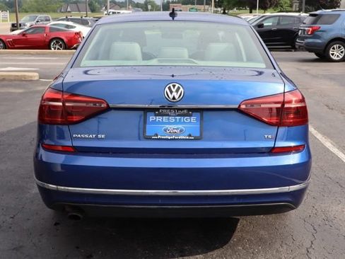Used 2017 Volkswagen Passat 1.8T SE FWD image 5