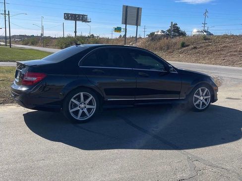 Used 2014 Mercedes-Benz C 250 Sedan image 5