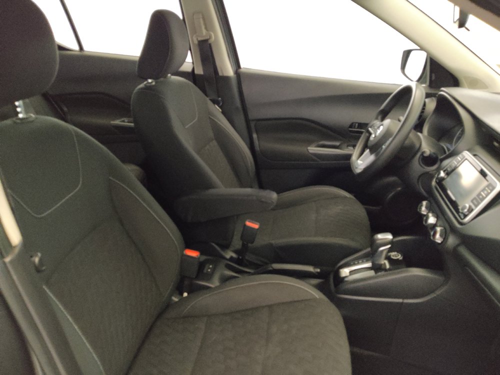 Used 2021 Nissan Kicks S FWD image 21