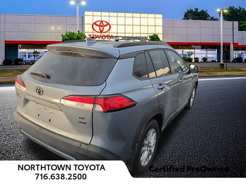 Used 2023 Toyota Corolla Cross LE image 6