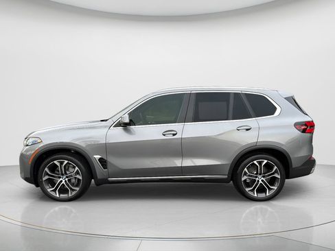 New 2026 BMW X5 xDrive40i AWD/4WD image 10