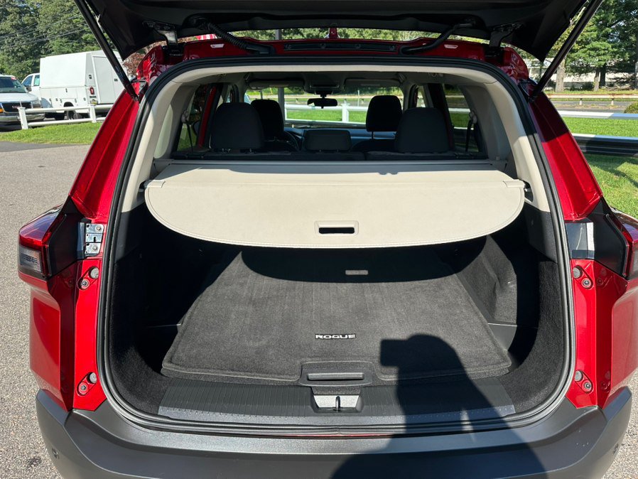 Used 2021 Nissan Rogue S AWD/4WD image 23