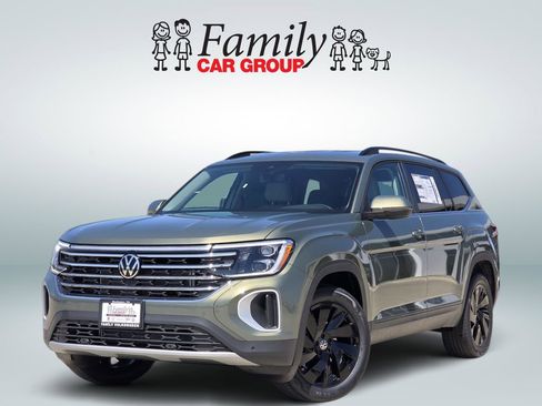 Used 2026 Volkswagen Atlas SE image 1