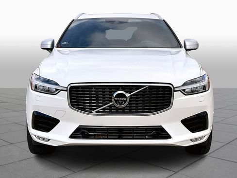 Used 2018 Volvo XC60 T5 R-Design w/ Convenience Package image 3
