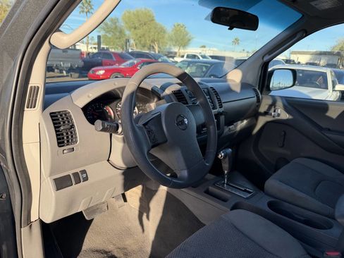 Used 2007 Nissan Frontier SE image 16