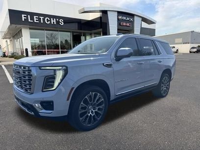 New 2026 GMC Yukon Denali w/ Sun & Power Step Package