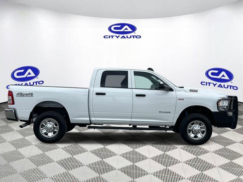 Used 2022 RAM 2500 Tradesman w/ Chrome Appearance Group AWD/4WD image 2