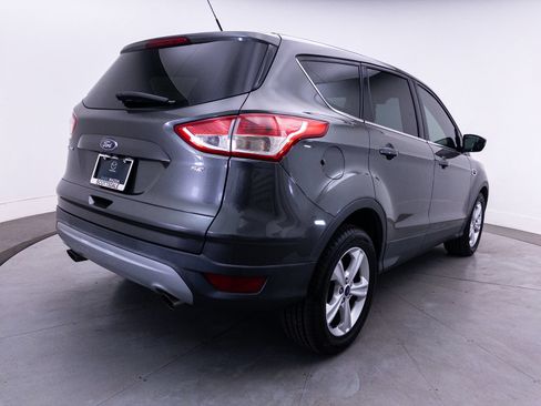 Used 2015 Ford Escape SE FWD image 9