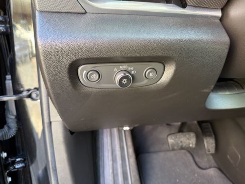 Used 2020 Chevrolet Traverse Premier w/ Redline Edition image 15