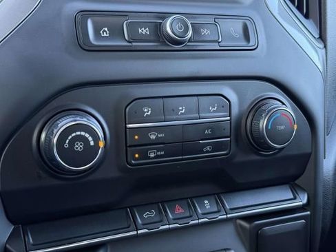 Used 2021 Chevrolet Silverado 1500 Custom image 25