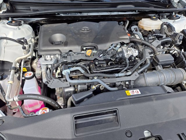 Used 2025 Toyota Camry SE FWD image 19