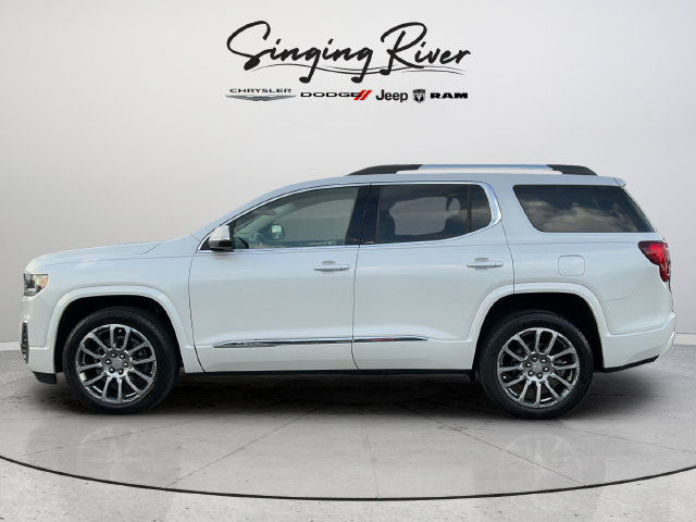 Used 2023 GMC Acadia Denali w/ Denali Technology Package AWD/4WD image 4