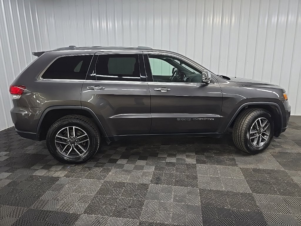 Used 2020 Jeep Grand Cherokee Limited AWD/4WD image 2