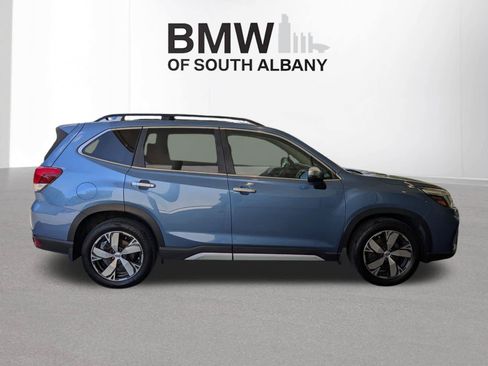 Used 2019 Subaru Forester Touring AWD/4WD image 2