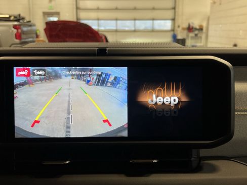 Used 2025 Jeep Wrangler Backcountry image 26