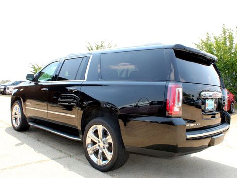 Used 2017 GMC Yukon XL Denali w/ Open Road Package image 4