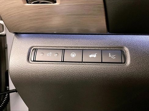 New 2025 Nissan Pathfinder Platinum w/ Lighting Package (N93) AWD/4WD image 29