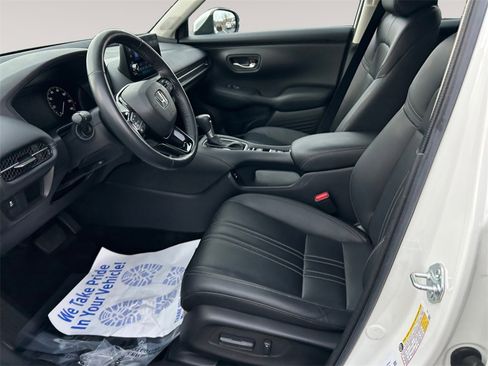 Certified 2024 Honda HR-V EX-L image 9