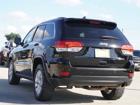 Certified 2021 Jeep Grand Cherokee Laredo image 7