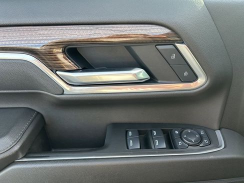 Used 2025 Chevrolet Silverado 2500 LT w/ Trail Boss Package image 19