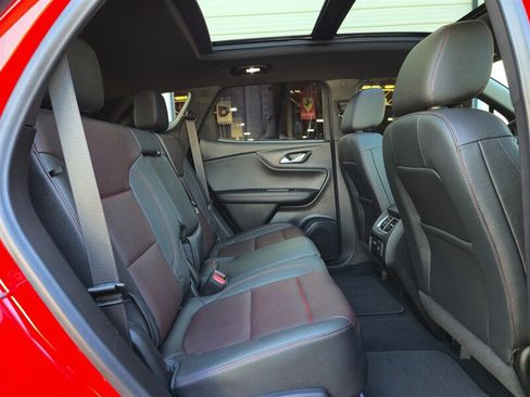 Used 2022 Chevrolet Blazer RS w/ Enhanced Convenience Package FWD image 31